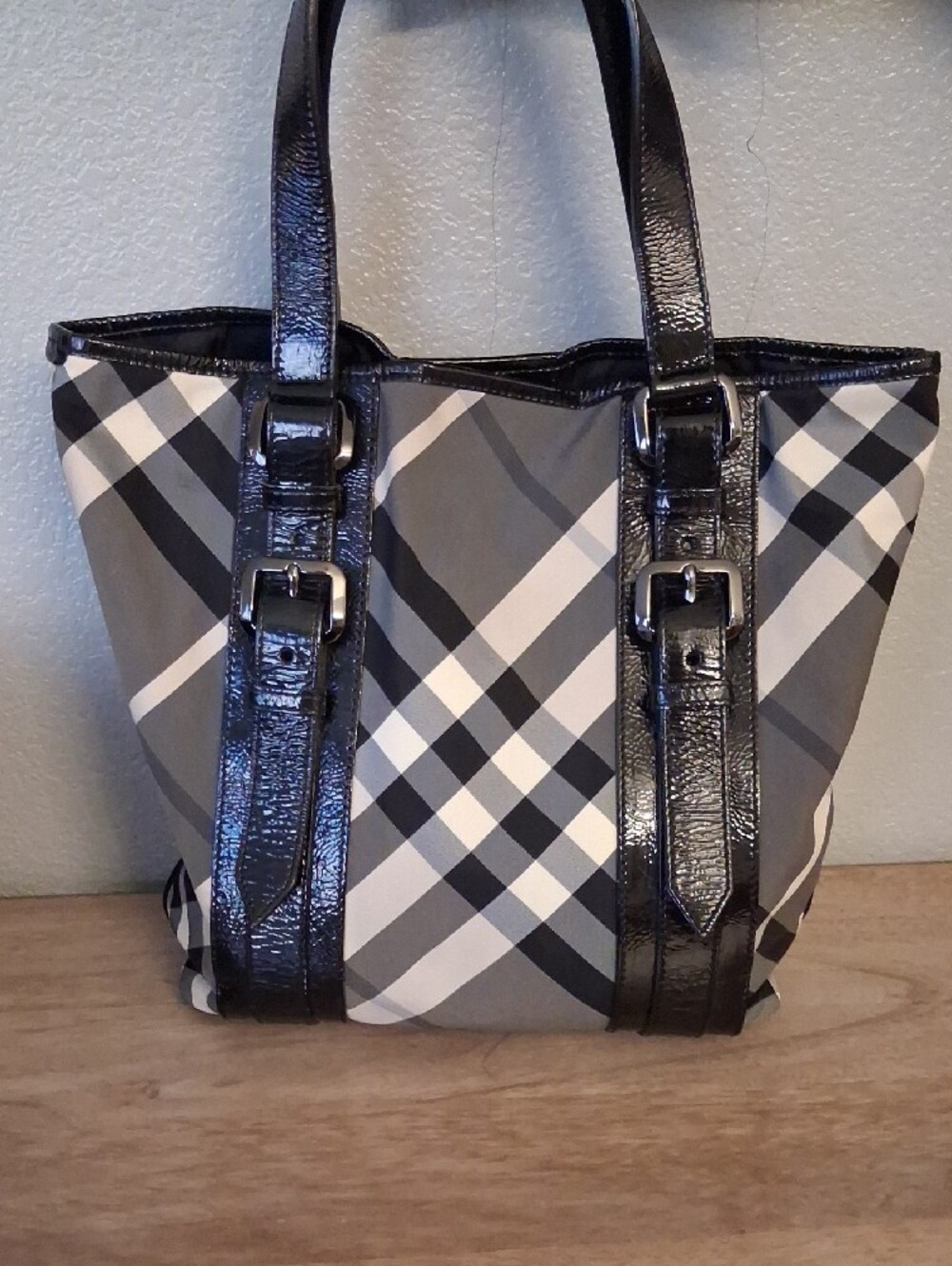 Classic Check Pattern Nylon & Patent Leather Tote Bag in Gray and Black - Picture 4 of 7